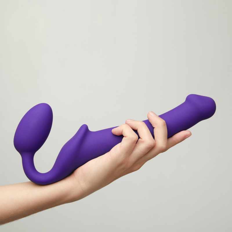 Strap-on Non Vibrant Violet